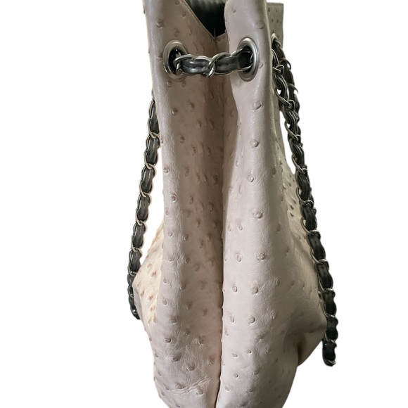 Geir Ness Laila Reversible Purse Only from Disney pink/pewter Faux leather. EUC - Picture 9 of 10